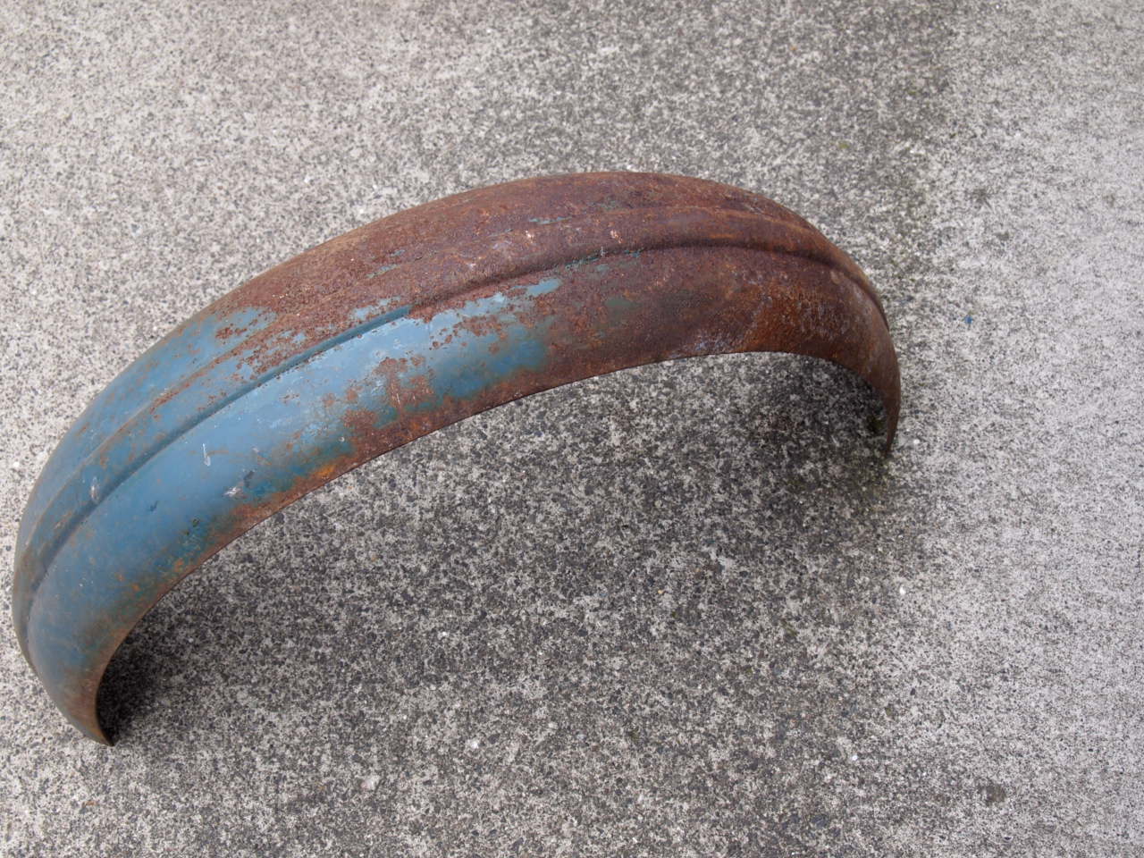 スペアタイヤカバー