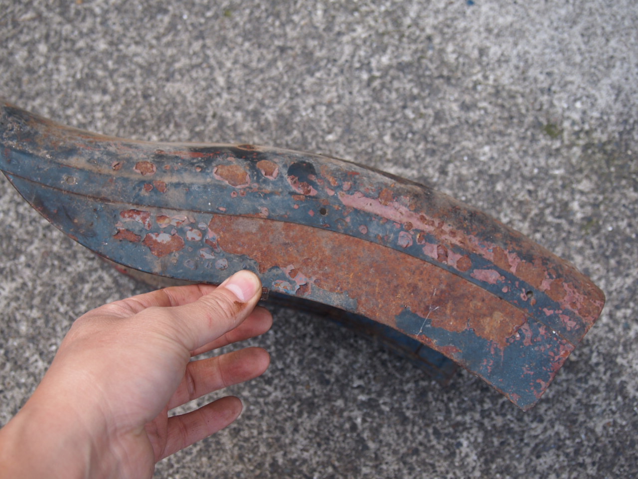 リアフェンダーテールゲート