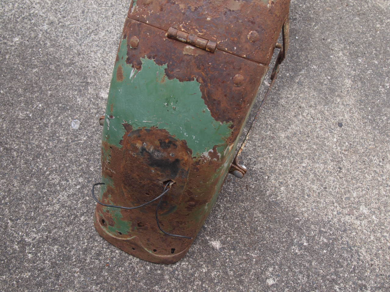 49,50　リアフェンダー