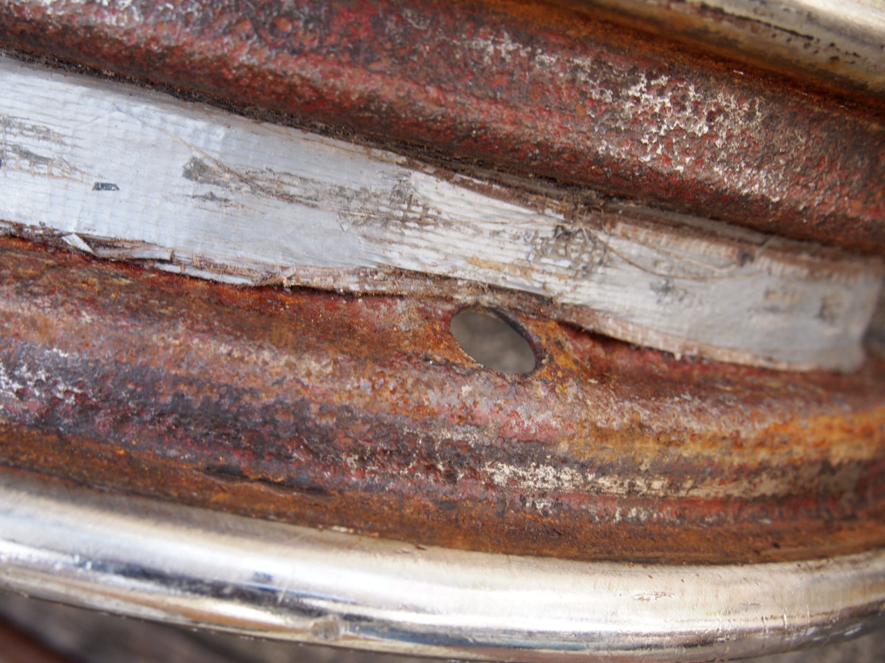 16インチ　ステップハブホイール