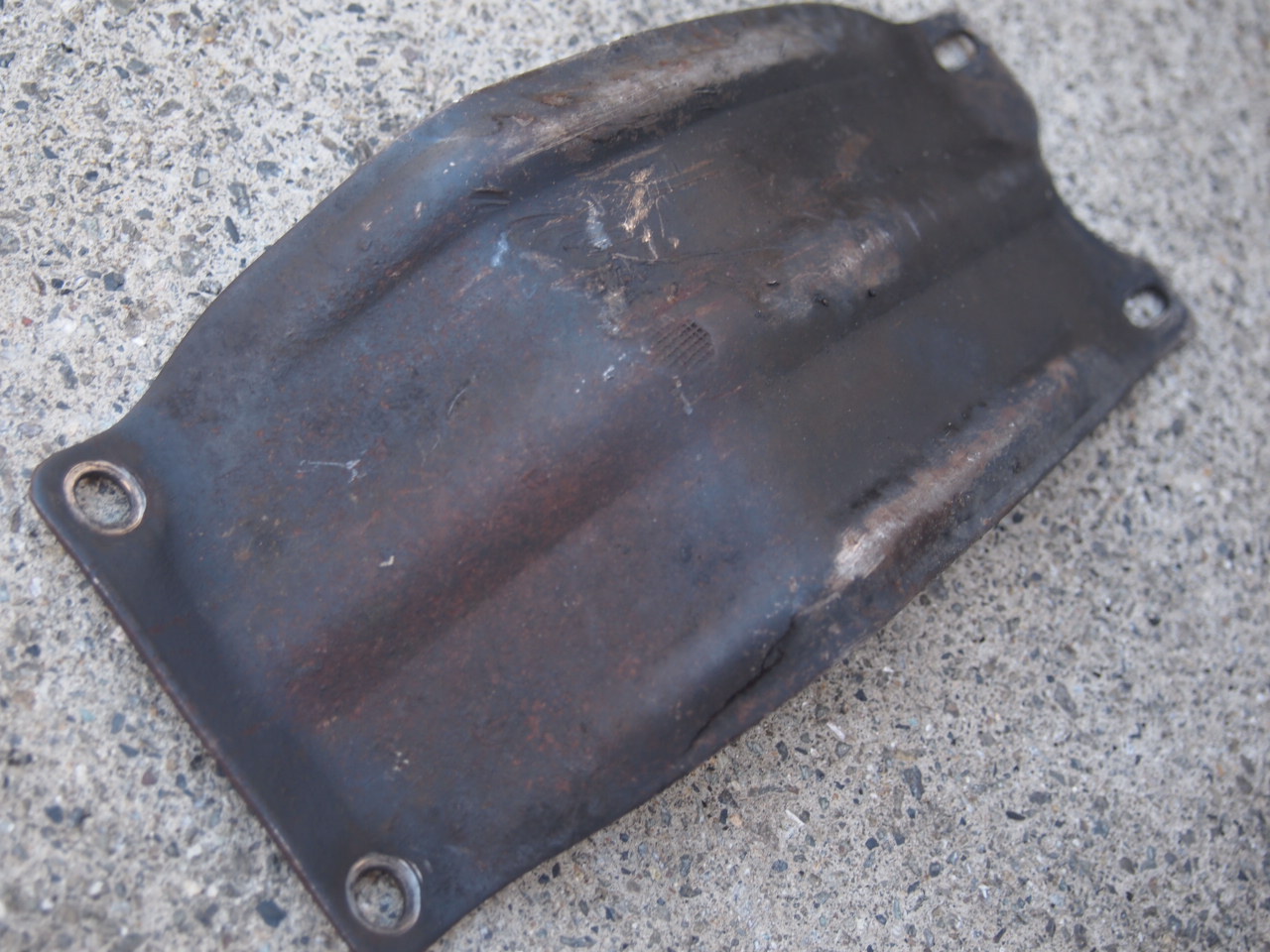 スキッドプレート