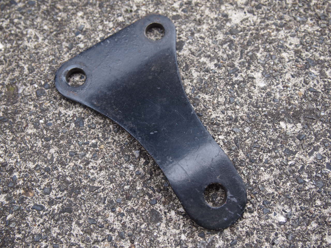 バディシートTバーブラケット