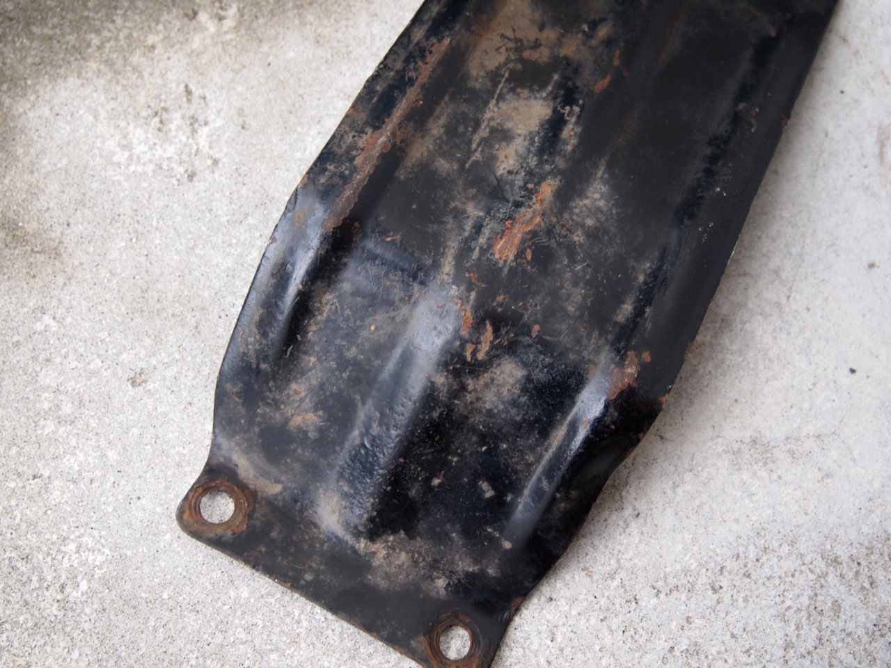 スキッドプレート