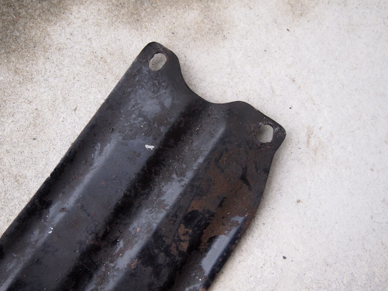 スキッドプレート