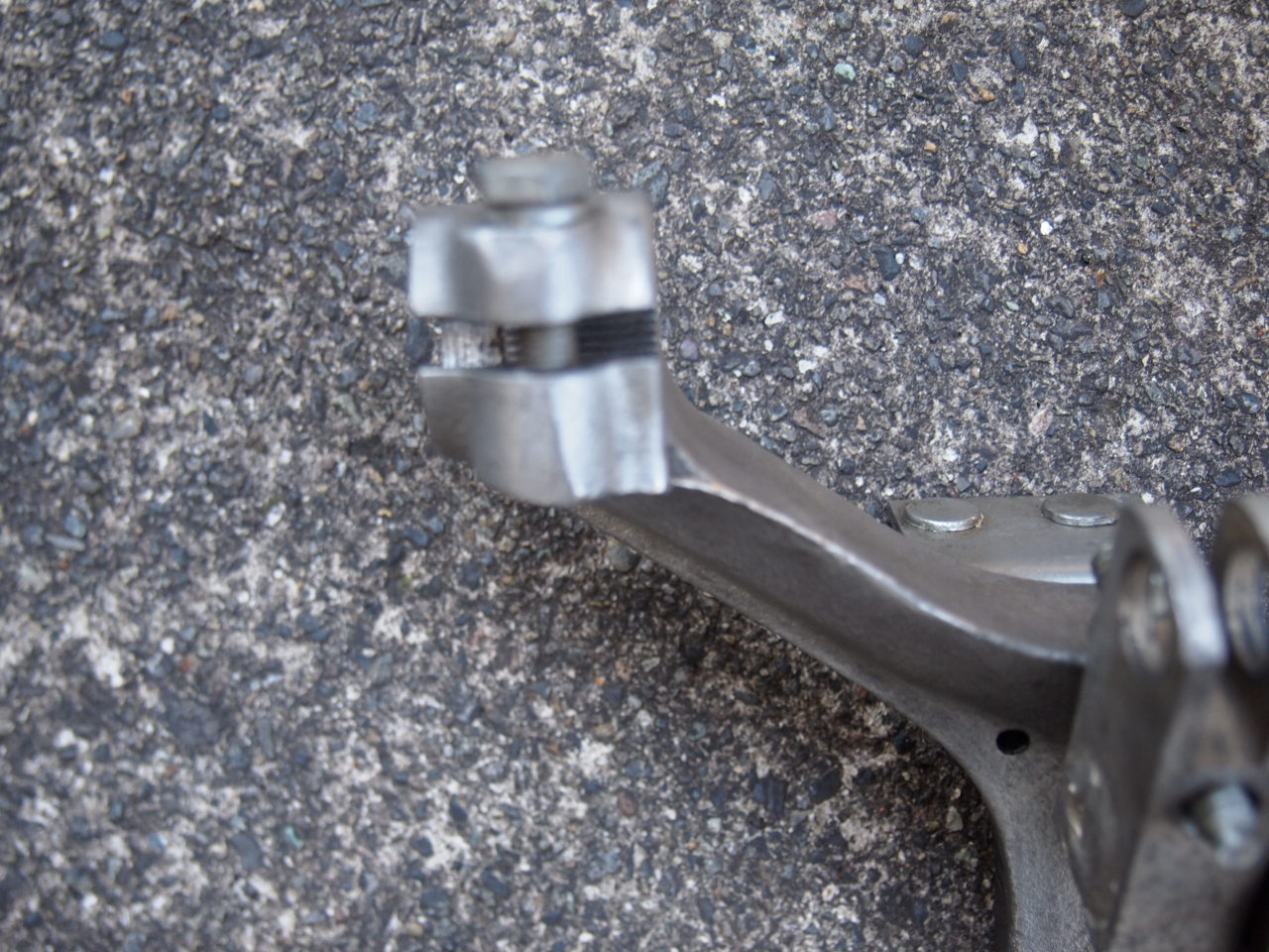 75,76ブレーキペダル（アイアン）