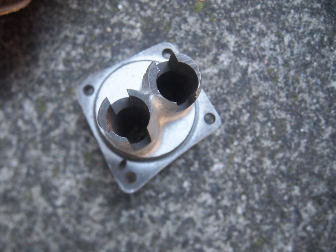 73-84リアタペットブロック