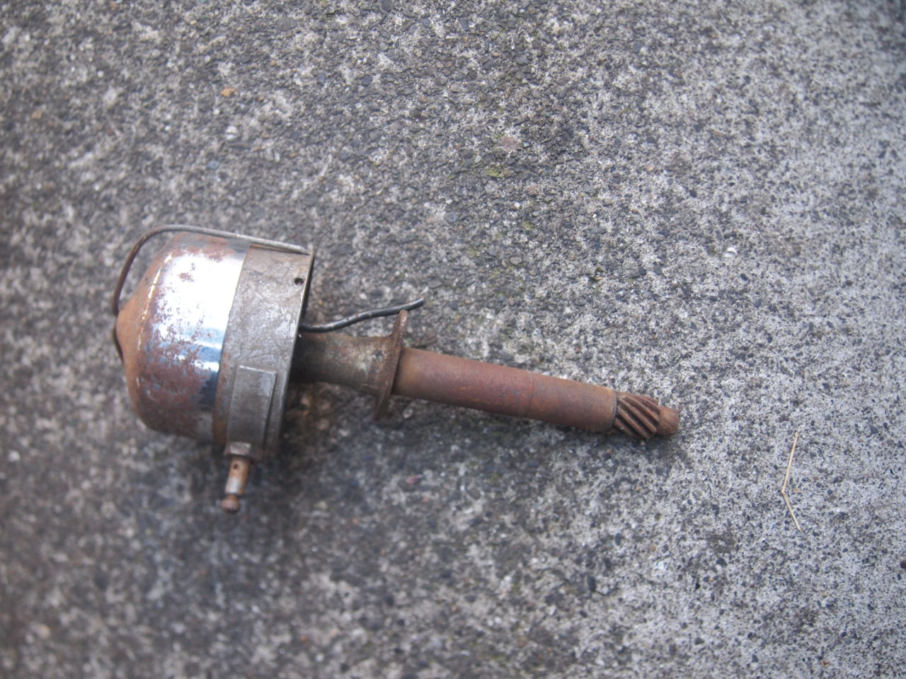 61-64デュアルポイントデスビ