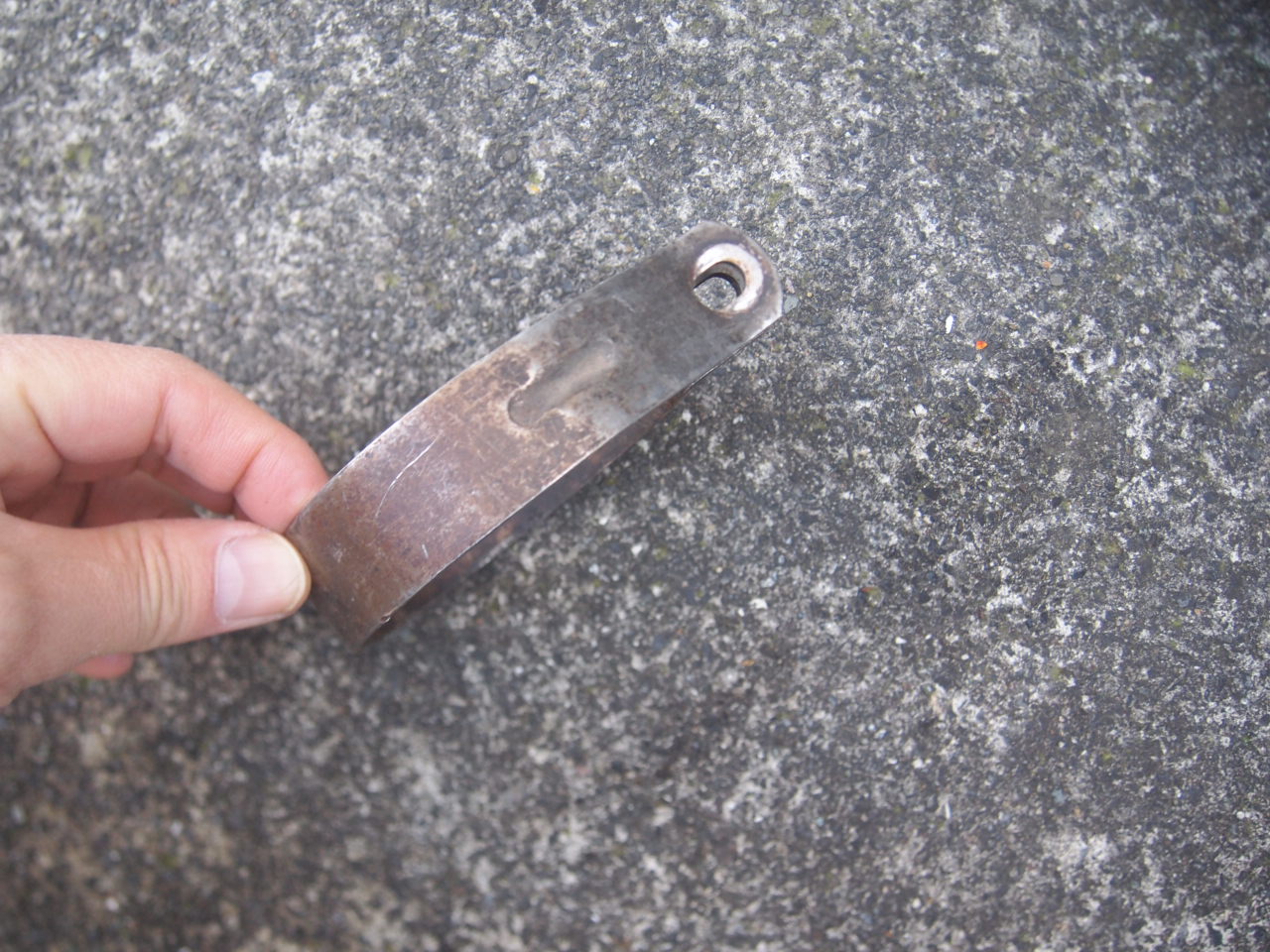 58-69マフラーハンガー