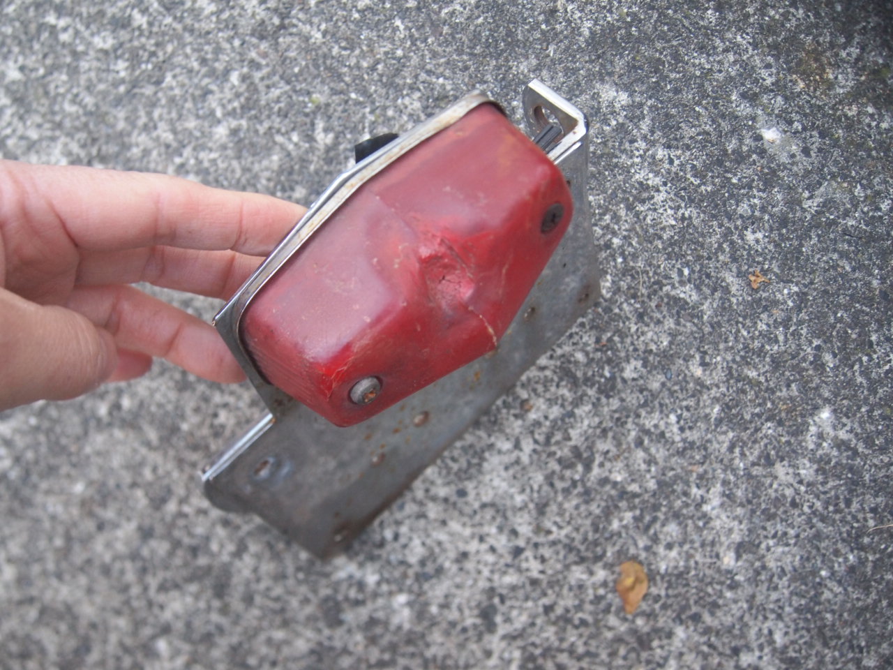 サイドマウントテール