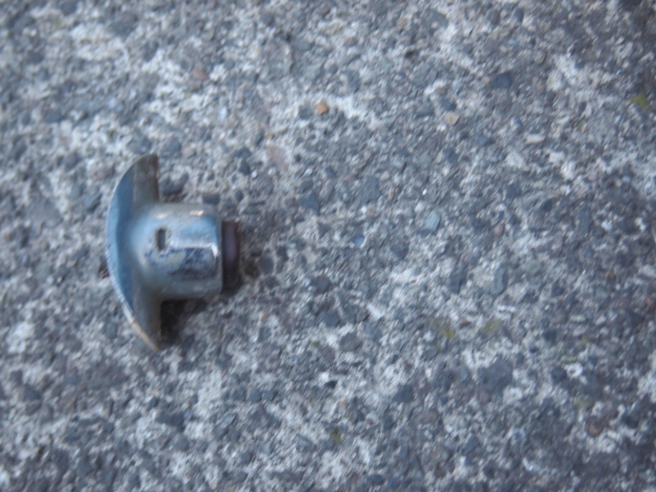 ホーン/セルボタン