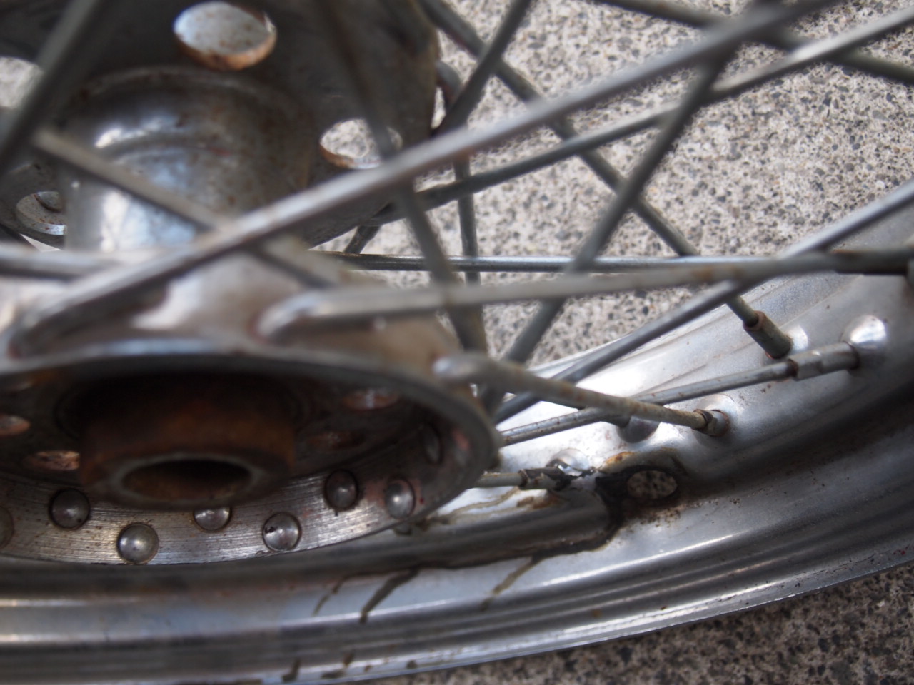 ミッドスターホイール　１６インチ