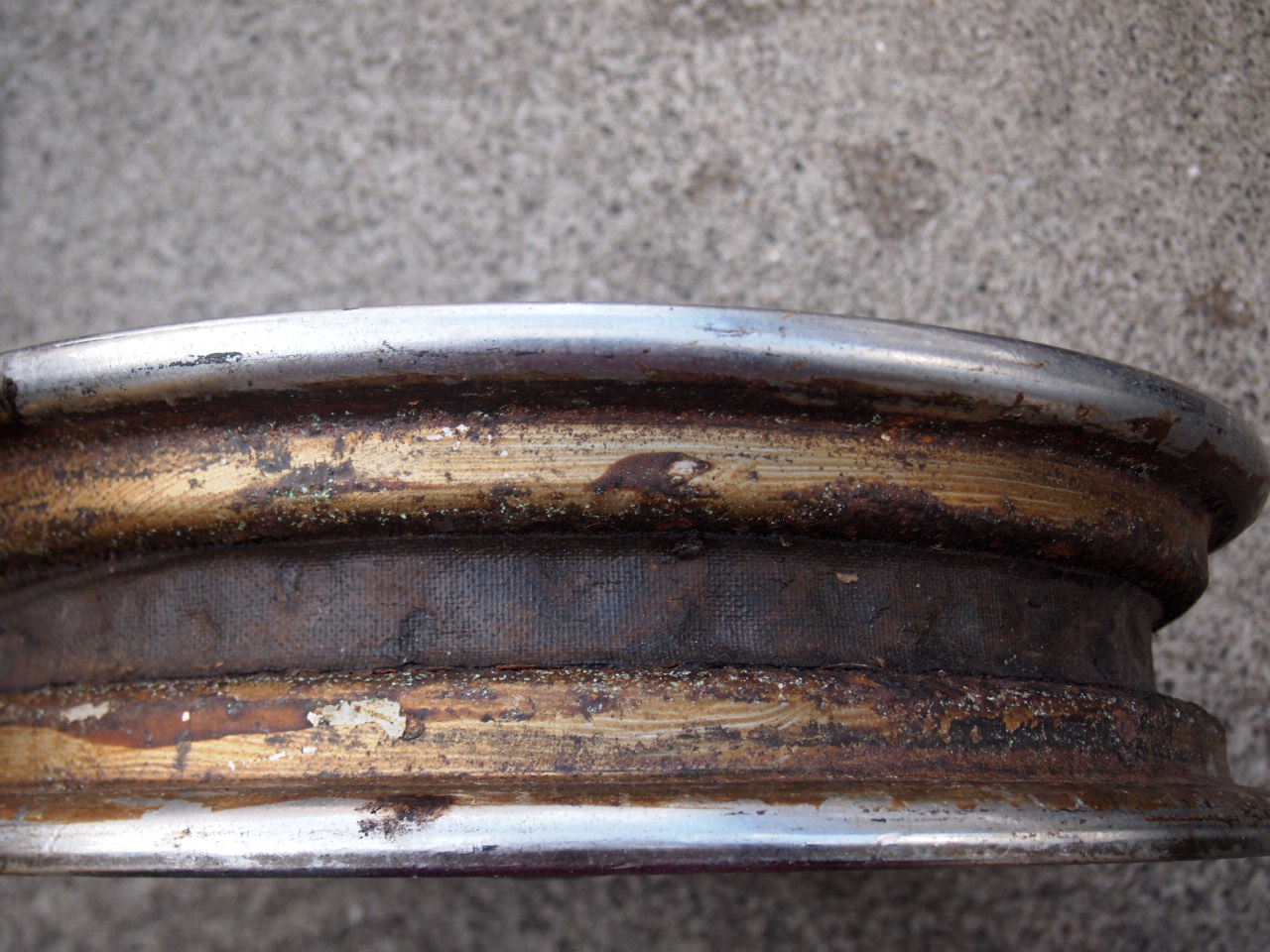 ミッドスターホイール　１６インチ