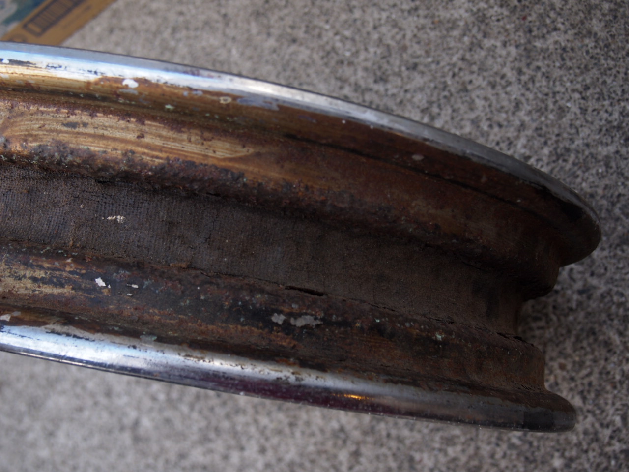 ミッドスターホイール　１６インチ