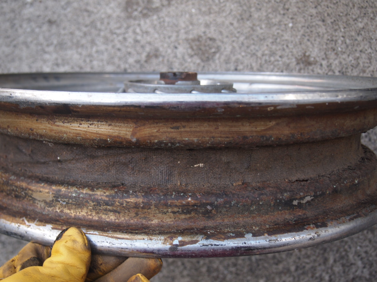 ミッドスターホイール　１６インチ