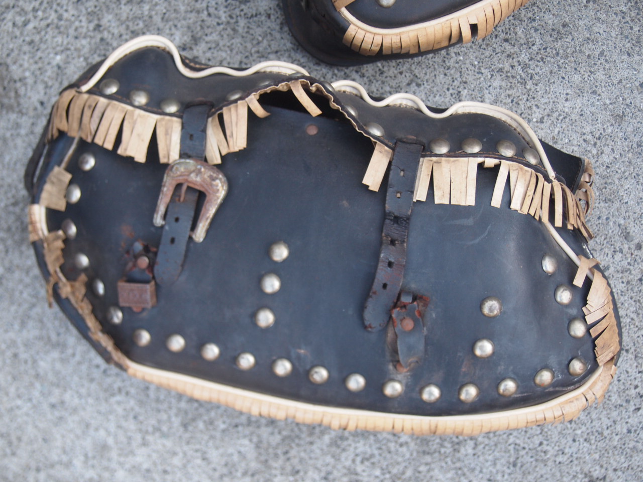 フリンジサドルバッグ