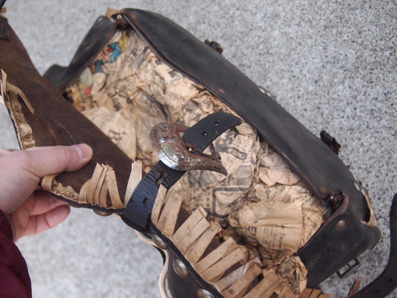 フリンジサドルバッグ