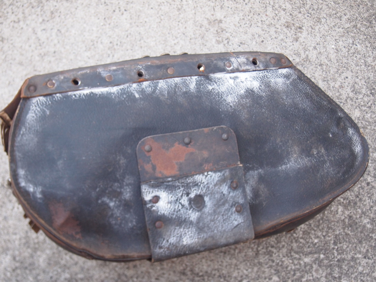 フリンジサドルバッグ