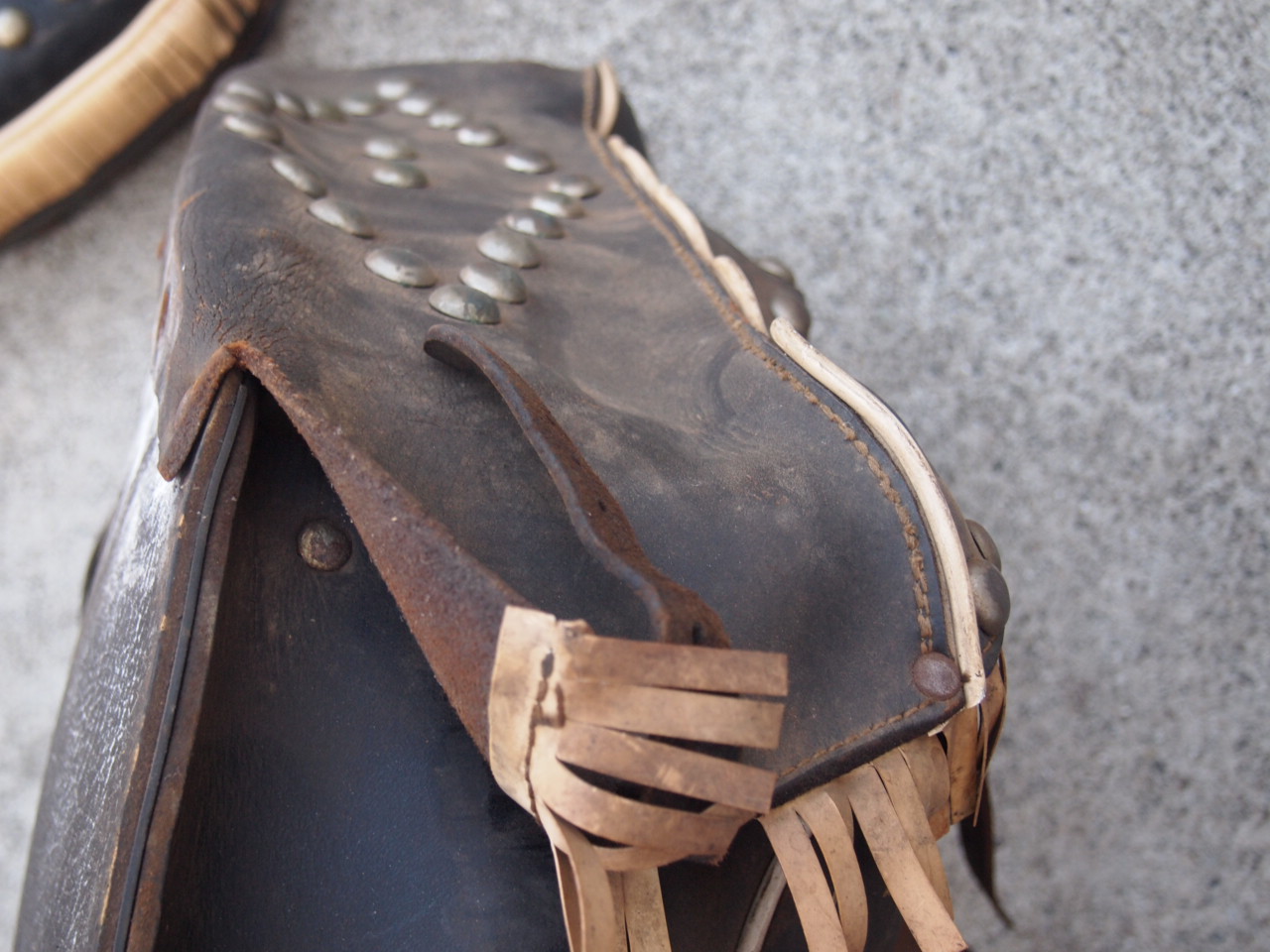 フリンジサドルバッグ