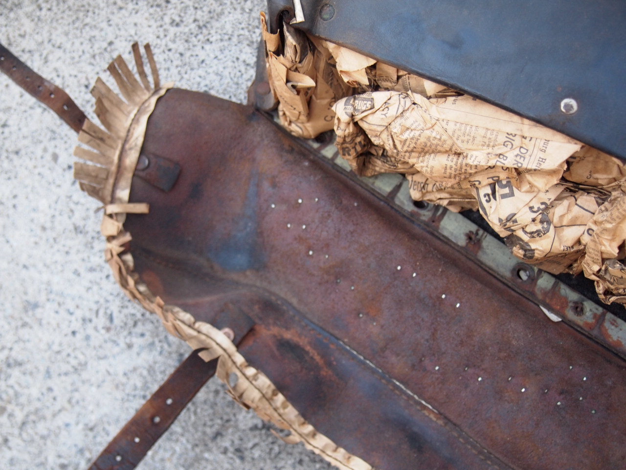 フリンジサドルバッグ