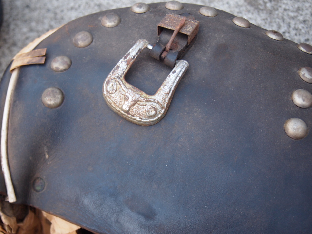 フリンジサドルバッグ