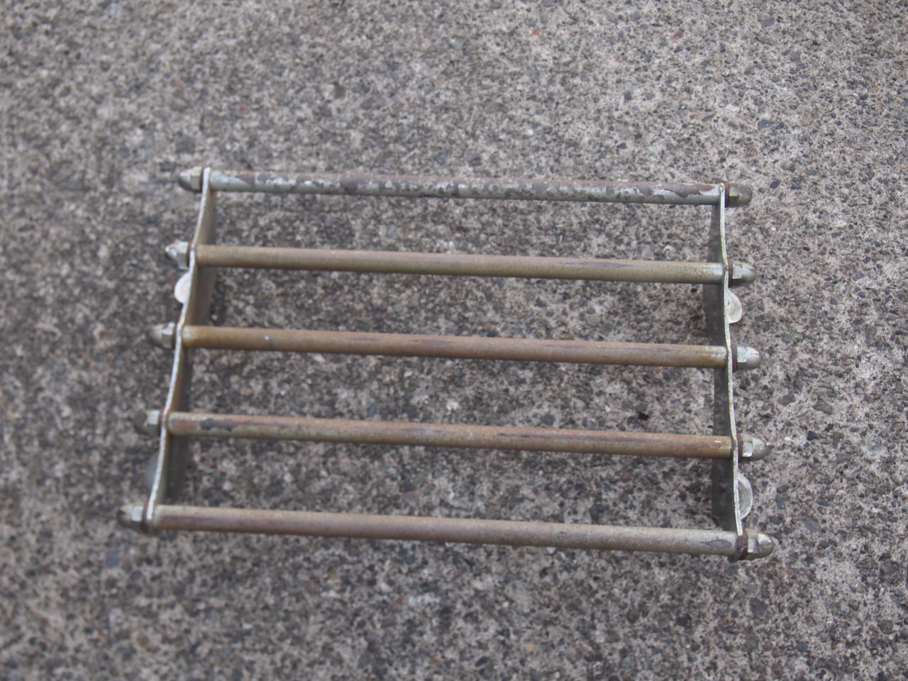 コミスキーラック