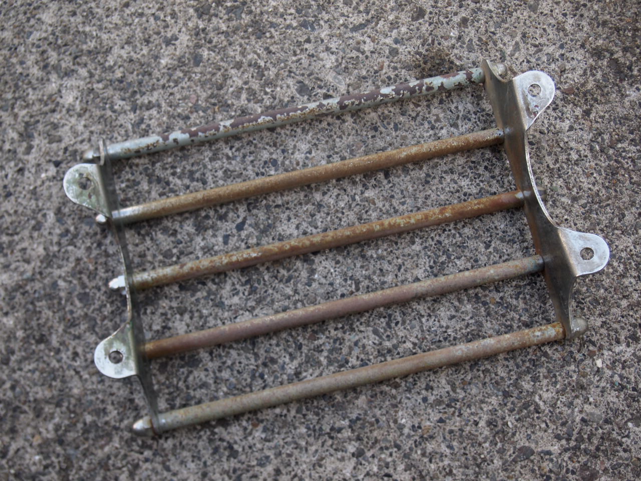 コミスキーラック