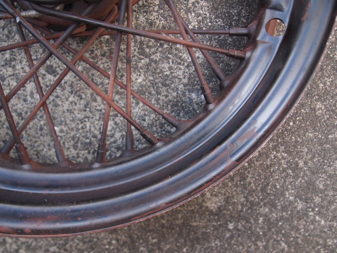 16インチスターハブホイール