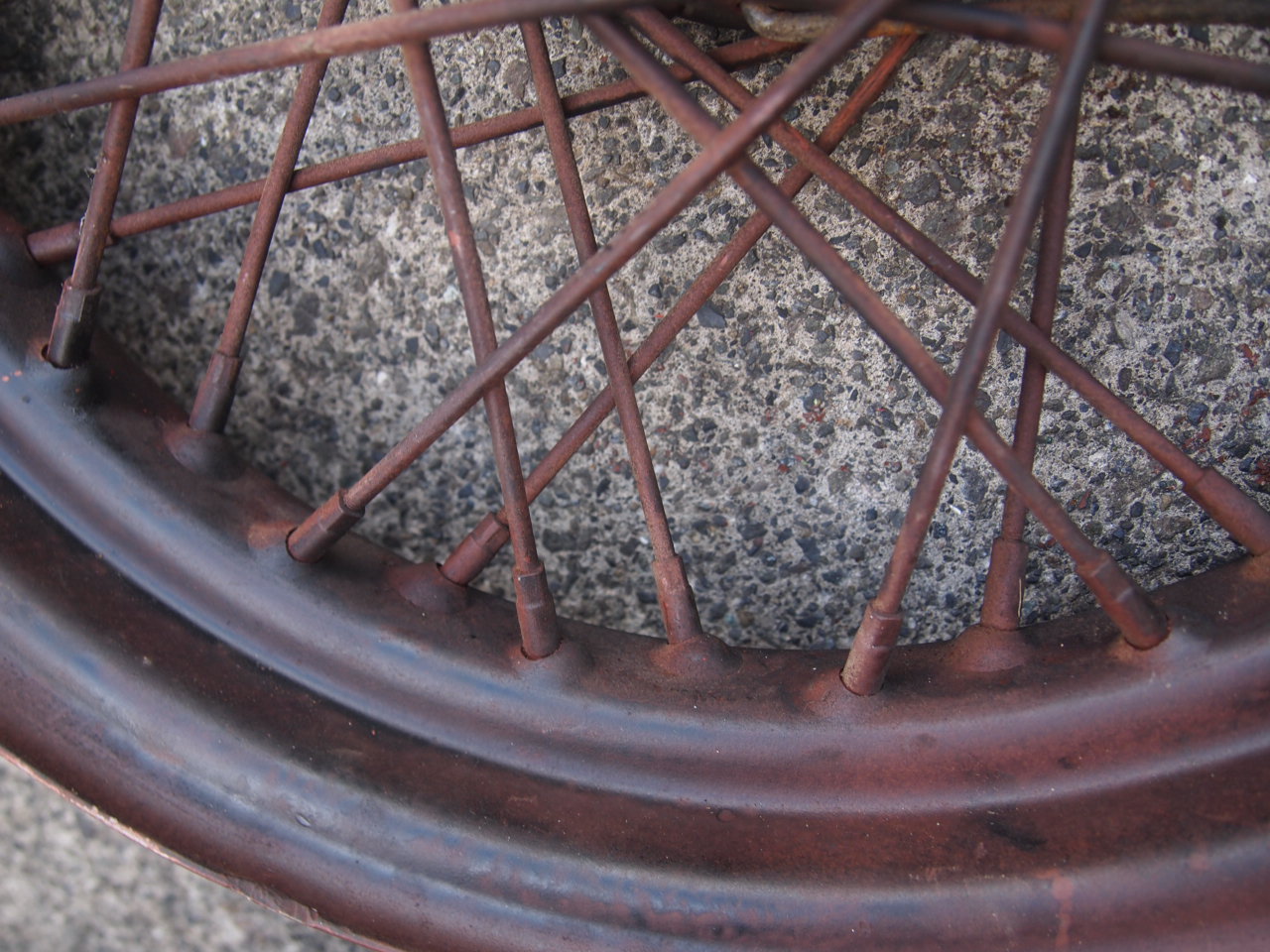 16インチスターハブホイール