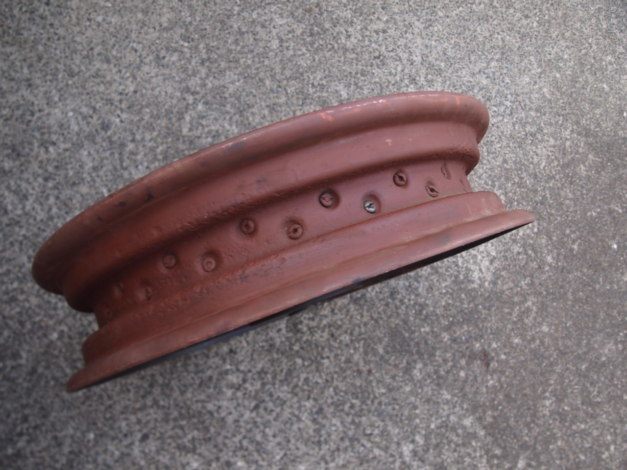 16インチスターハブホイール