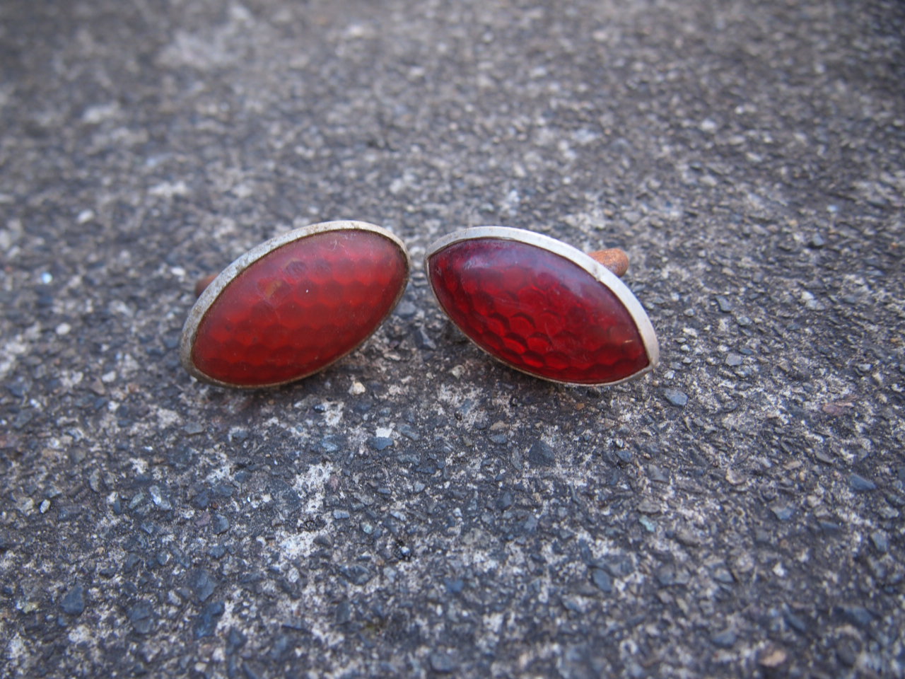 キャッツアイリフレクター