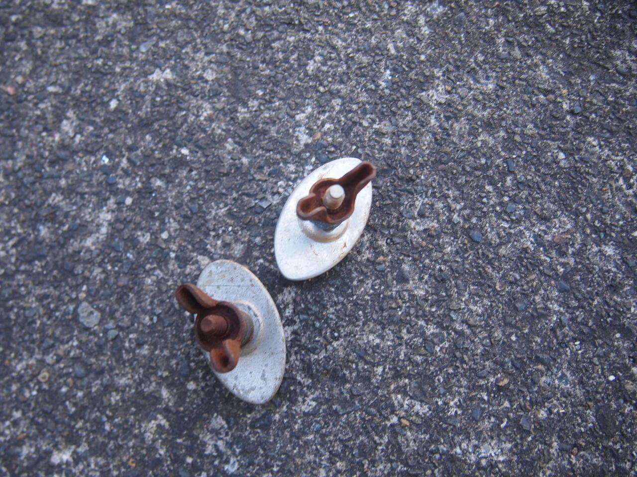 キャッツアイリフレクター