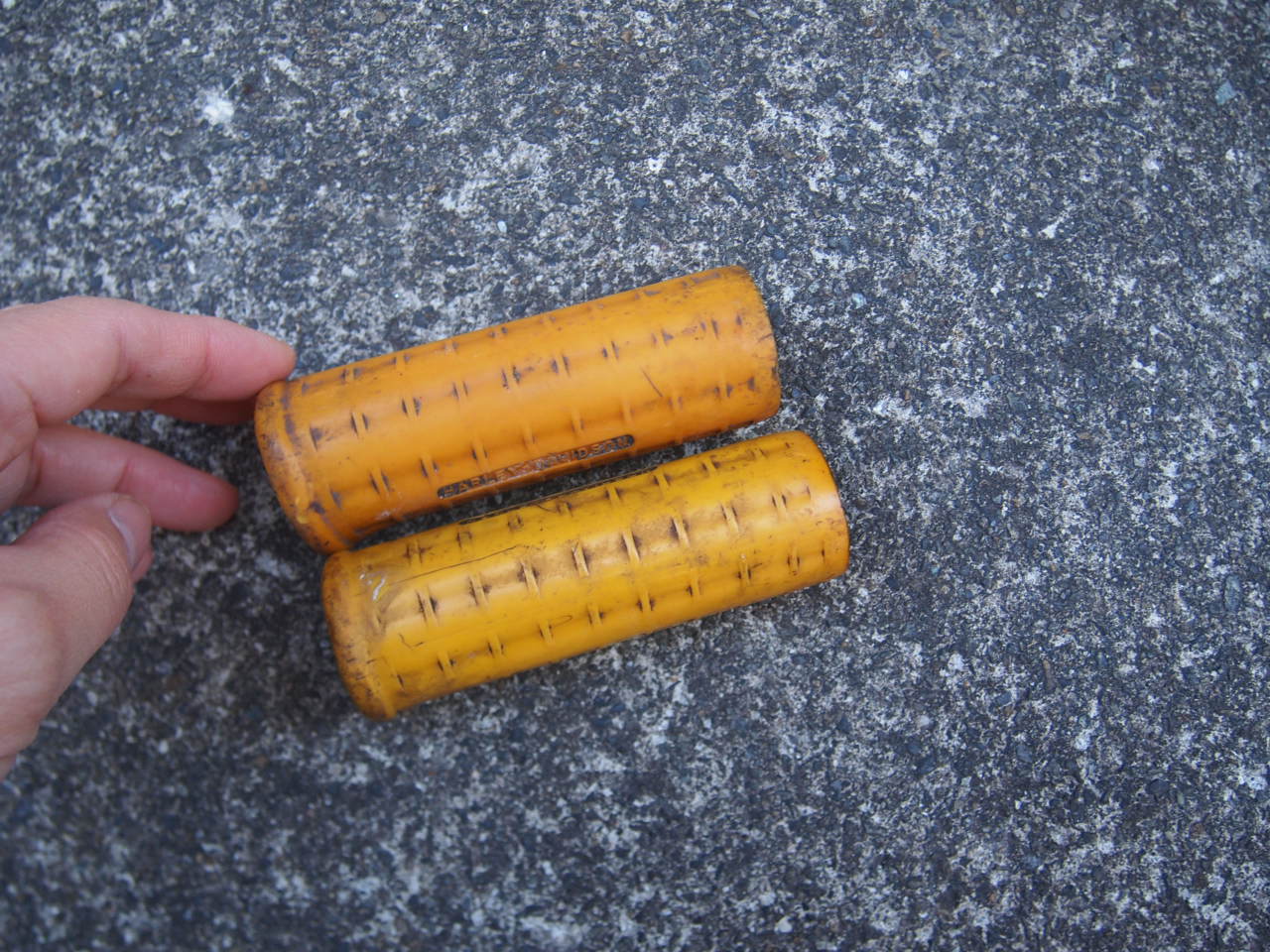 ワッフル　イエロー