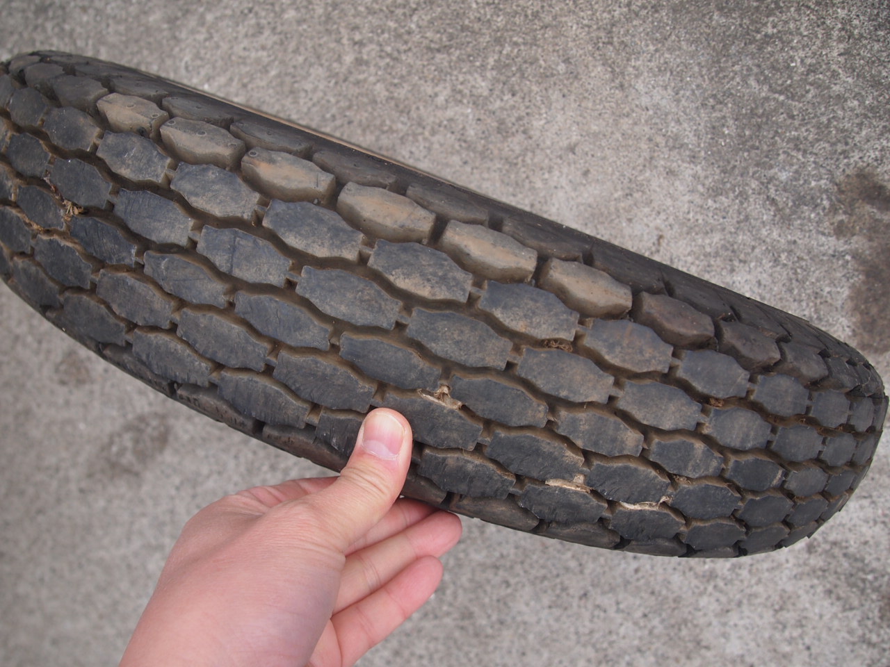 16インチスターハブホイール