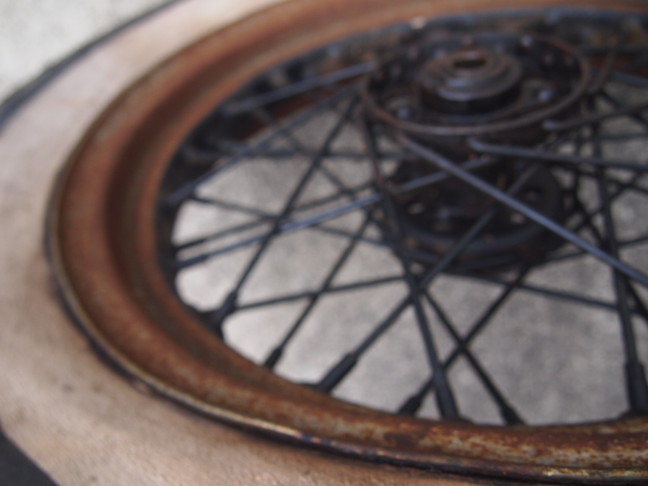 16インチスターハブホイール