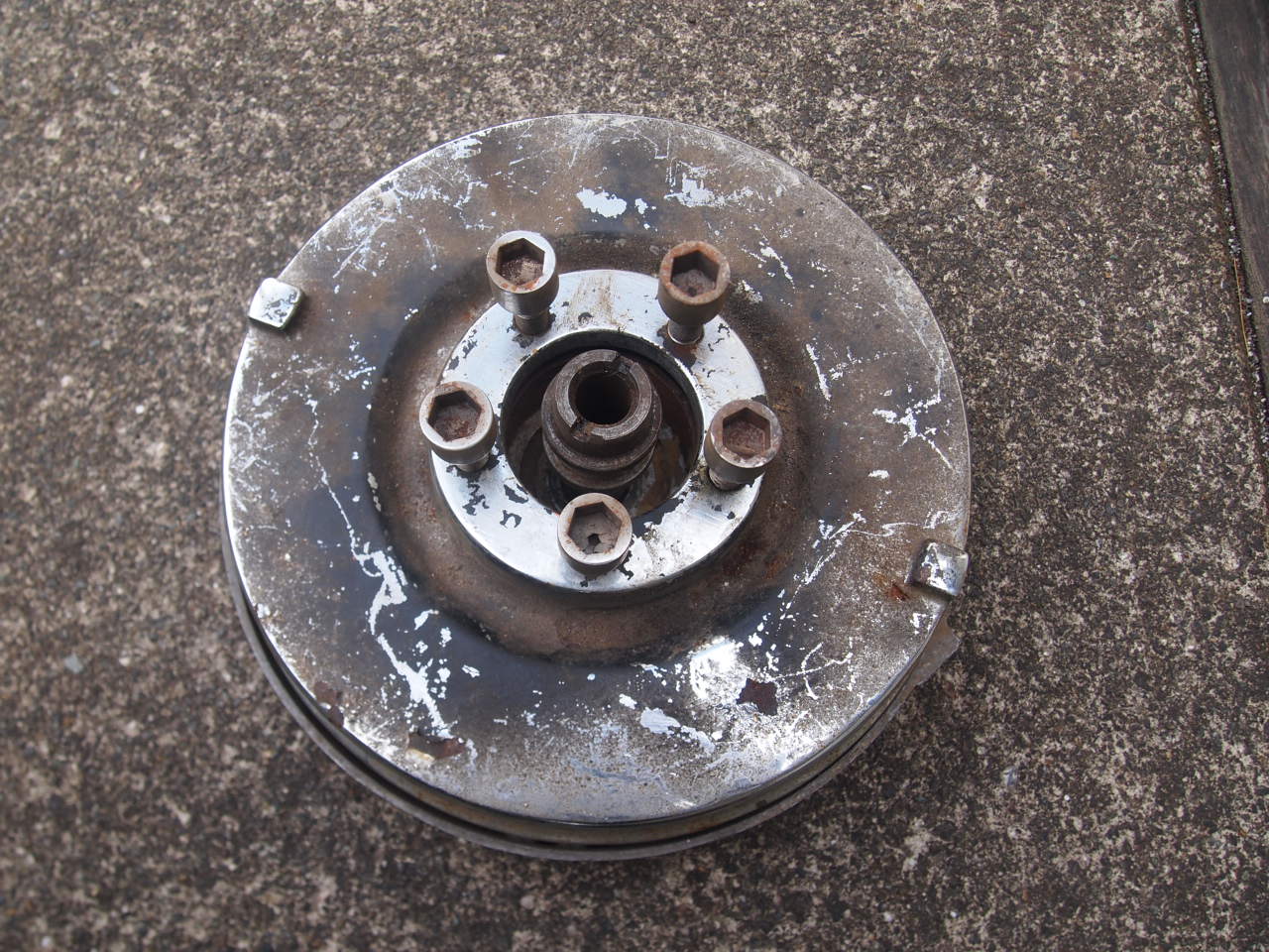 ハイドラフロントブレーキ