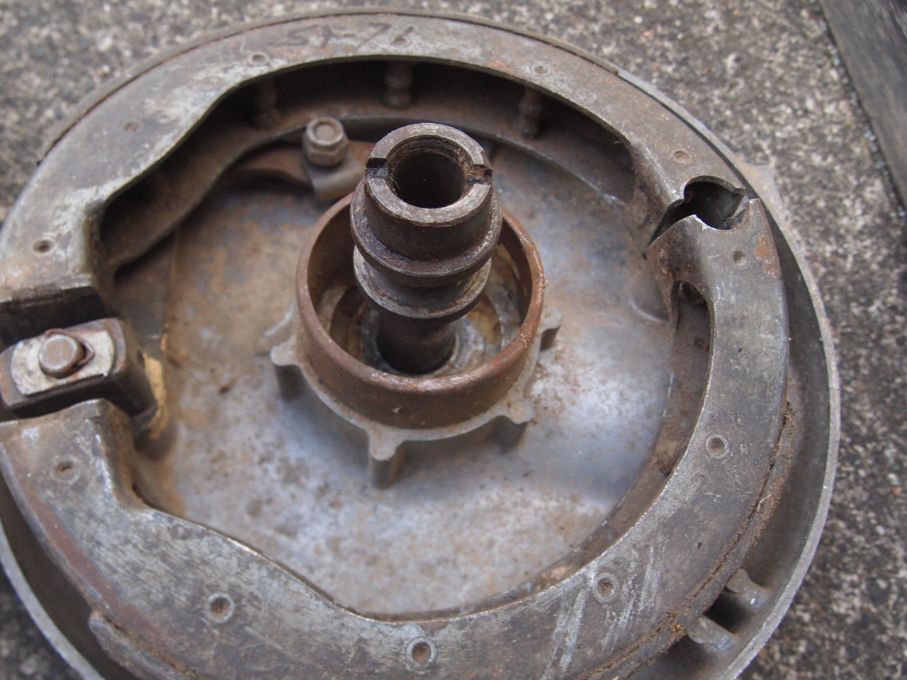 ハイドラフロントブレーキ