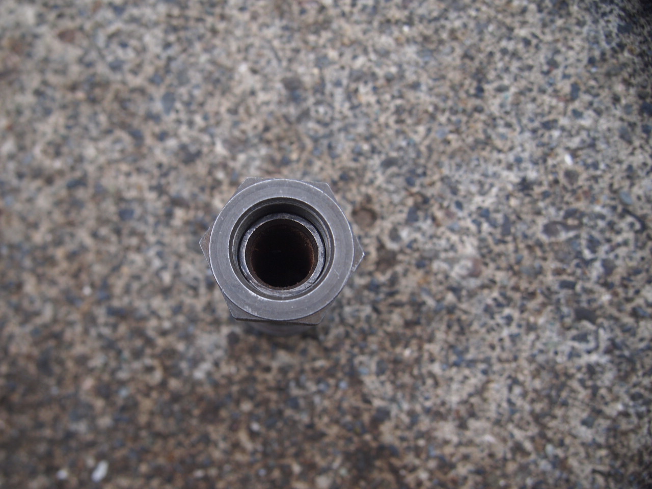 37-48　フロントアクスルスリーブ