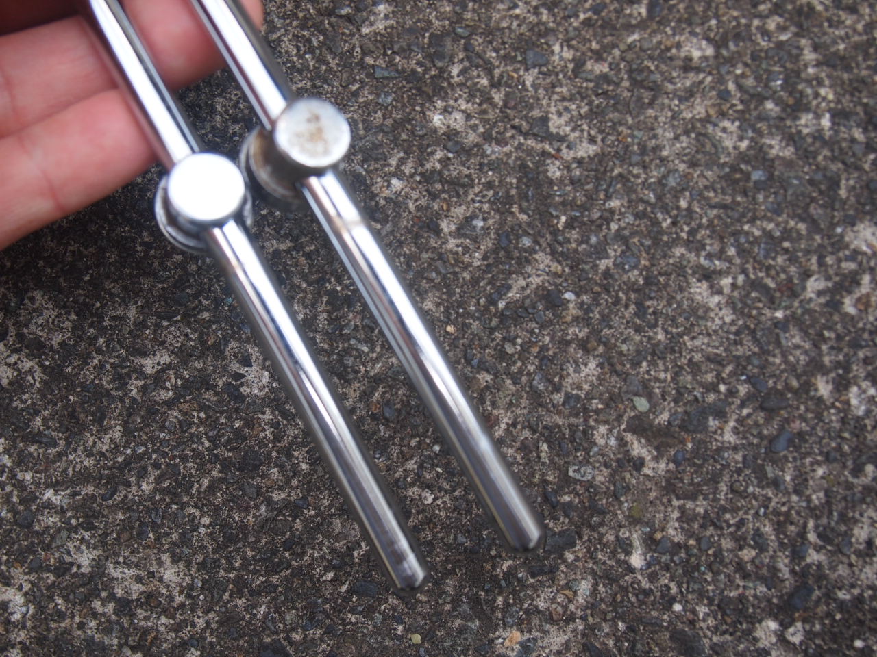 フェンダーレール