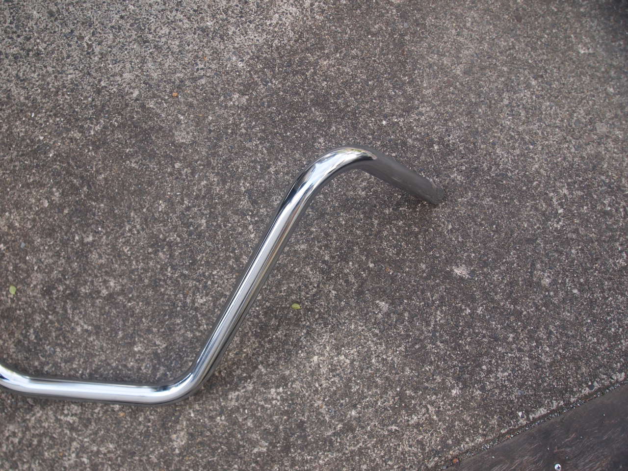 ステップダウンハンドル