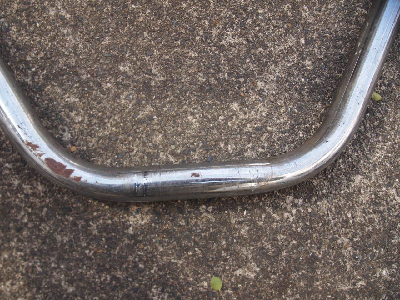 ステップダウンハンドル