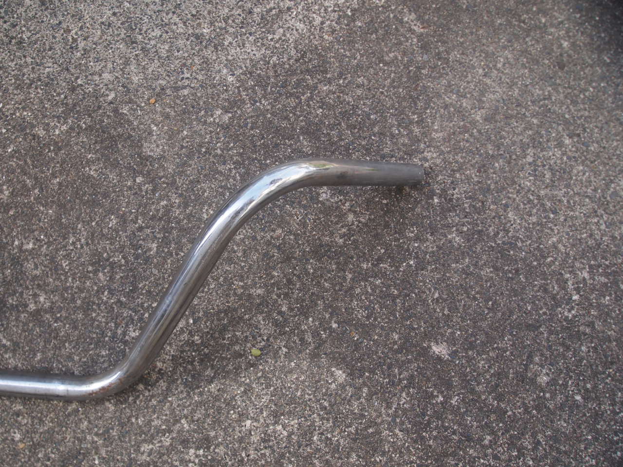 ステップダウンハンドル