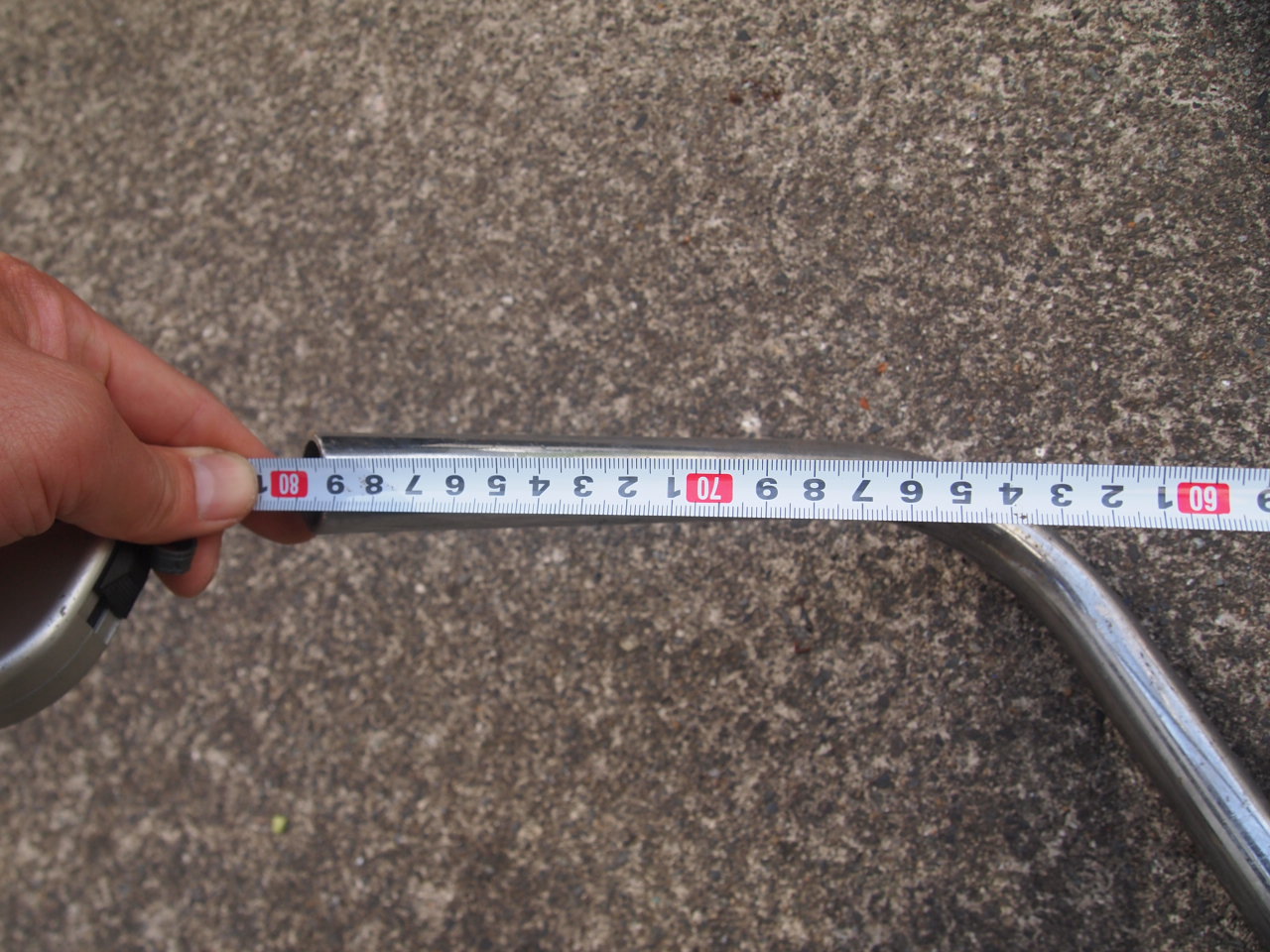 ステップダウンハンドル