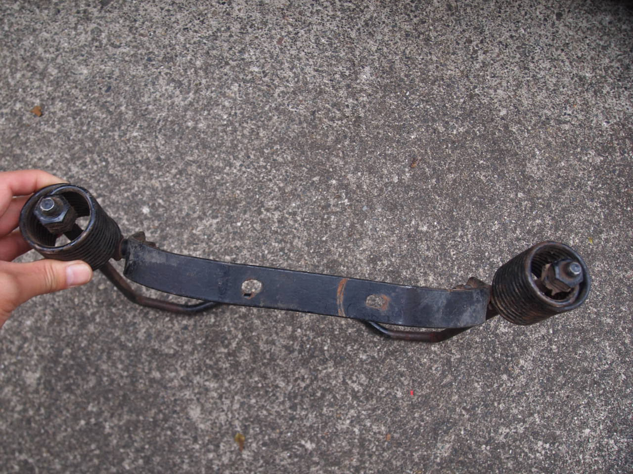 ヘルパースプリング