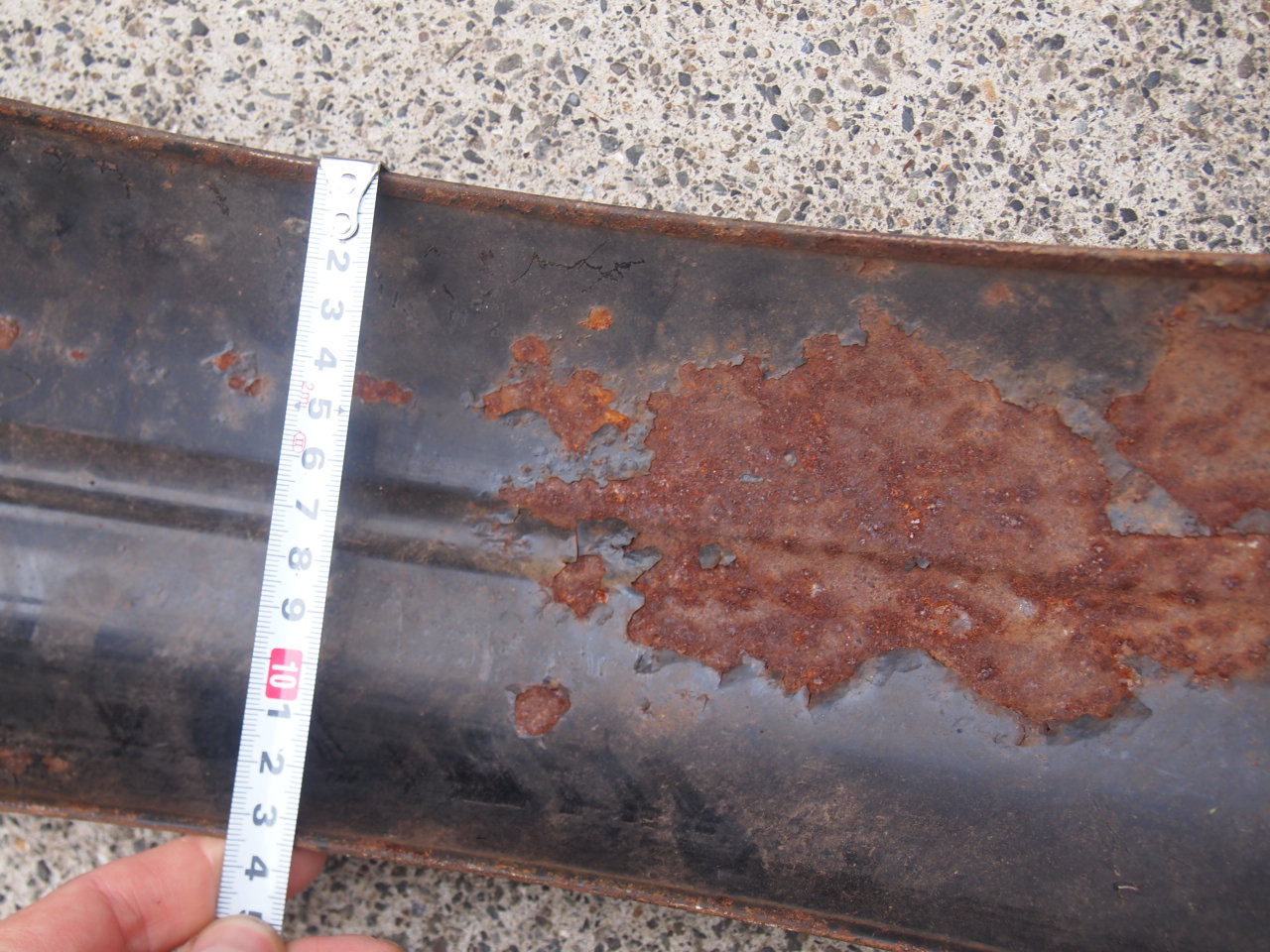 モール付きスペアタイヤカバー