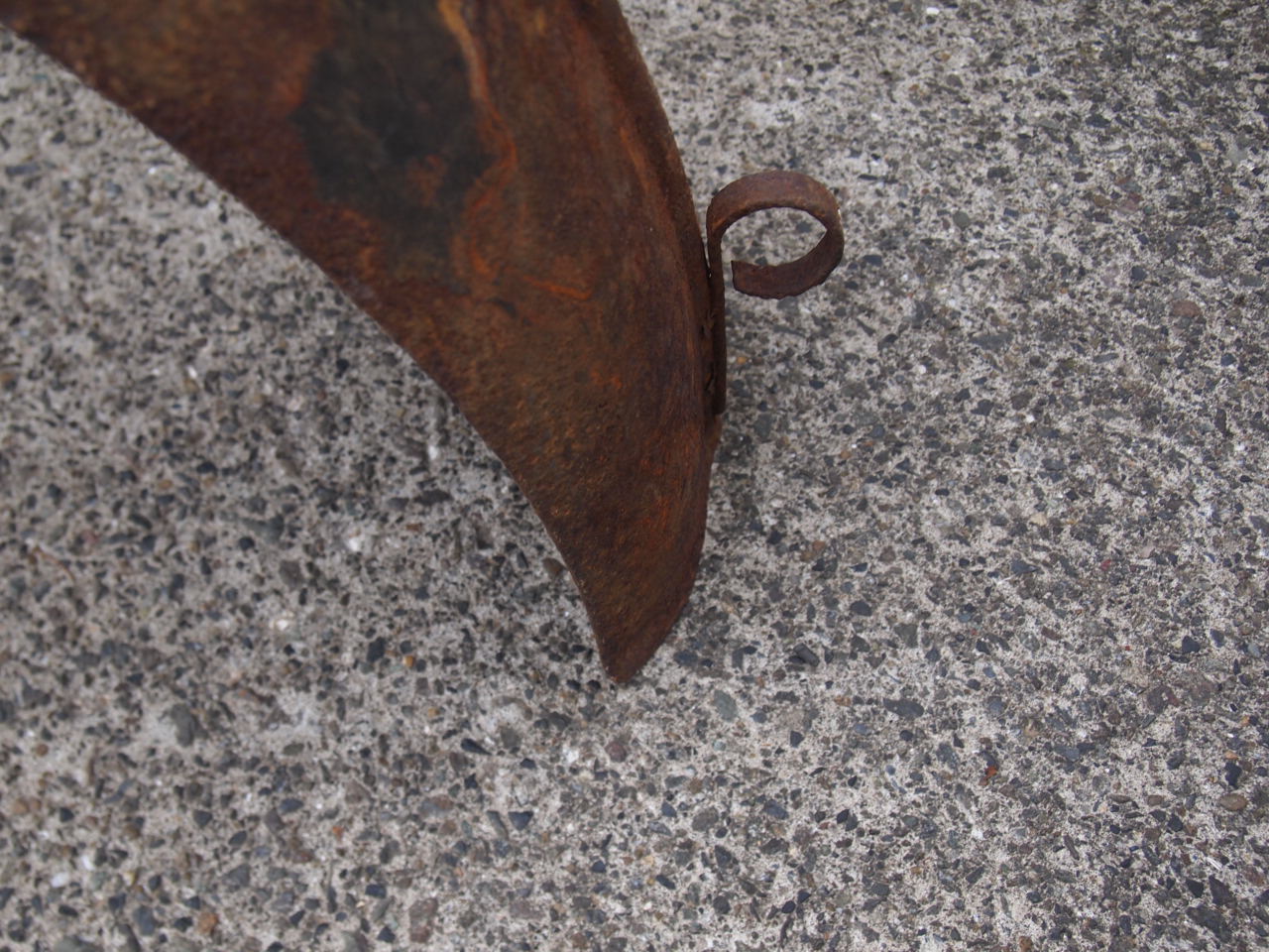 モール付きスペアタイヤカバー