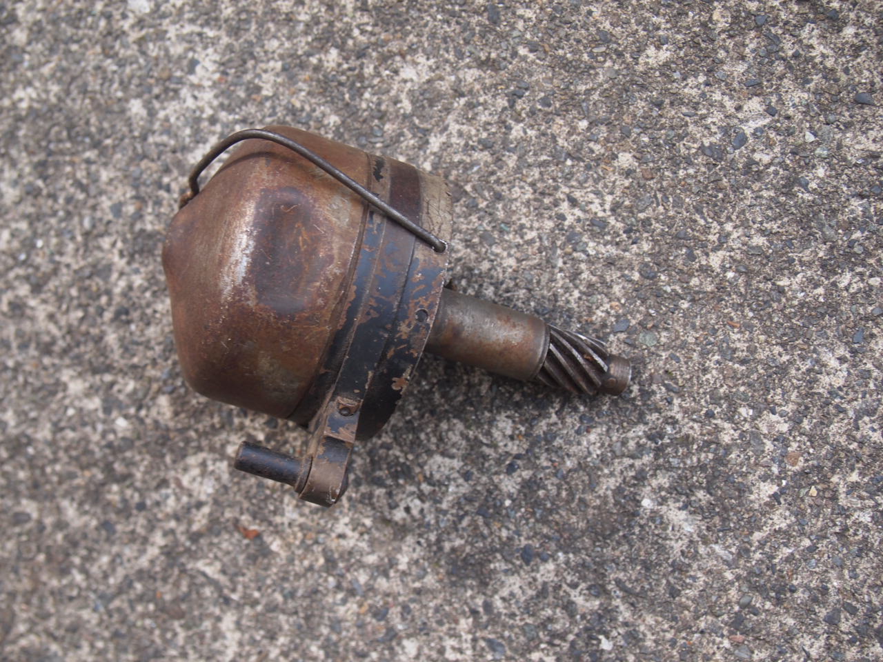 37-46U,W系デスビ