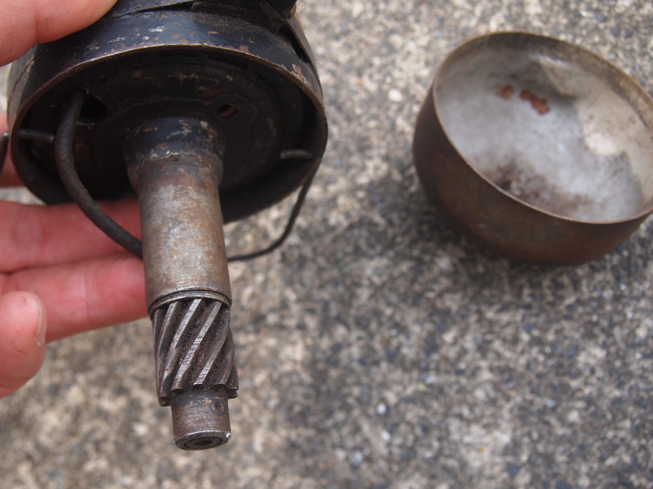 37-46U,W系デスビ