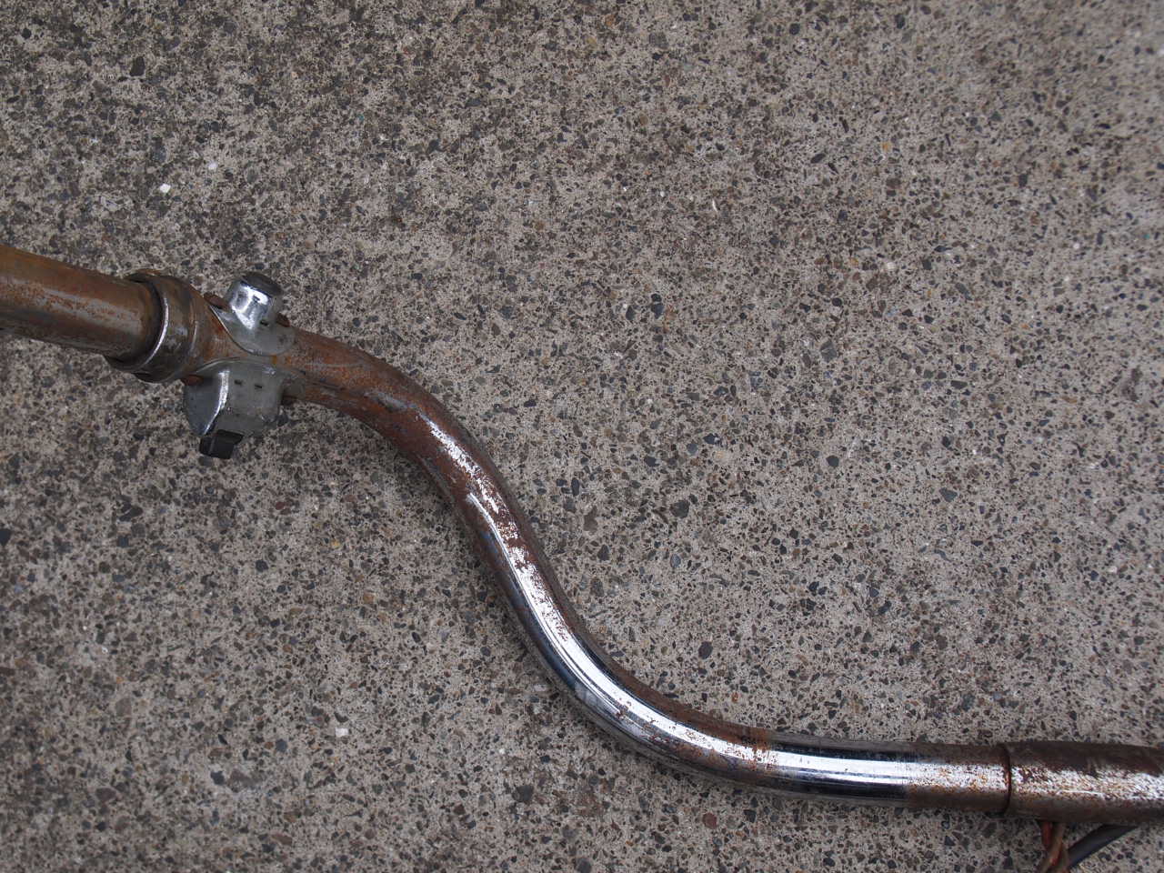 バックホーンバー