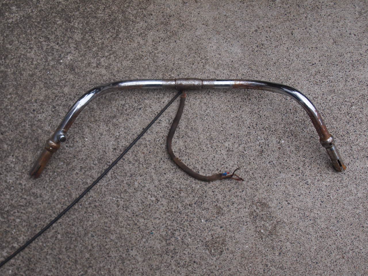 バックホーンバー