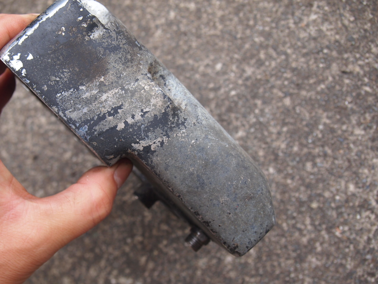 ショベルロッカーボックス